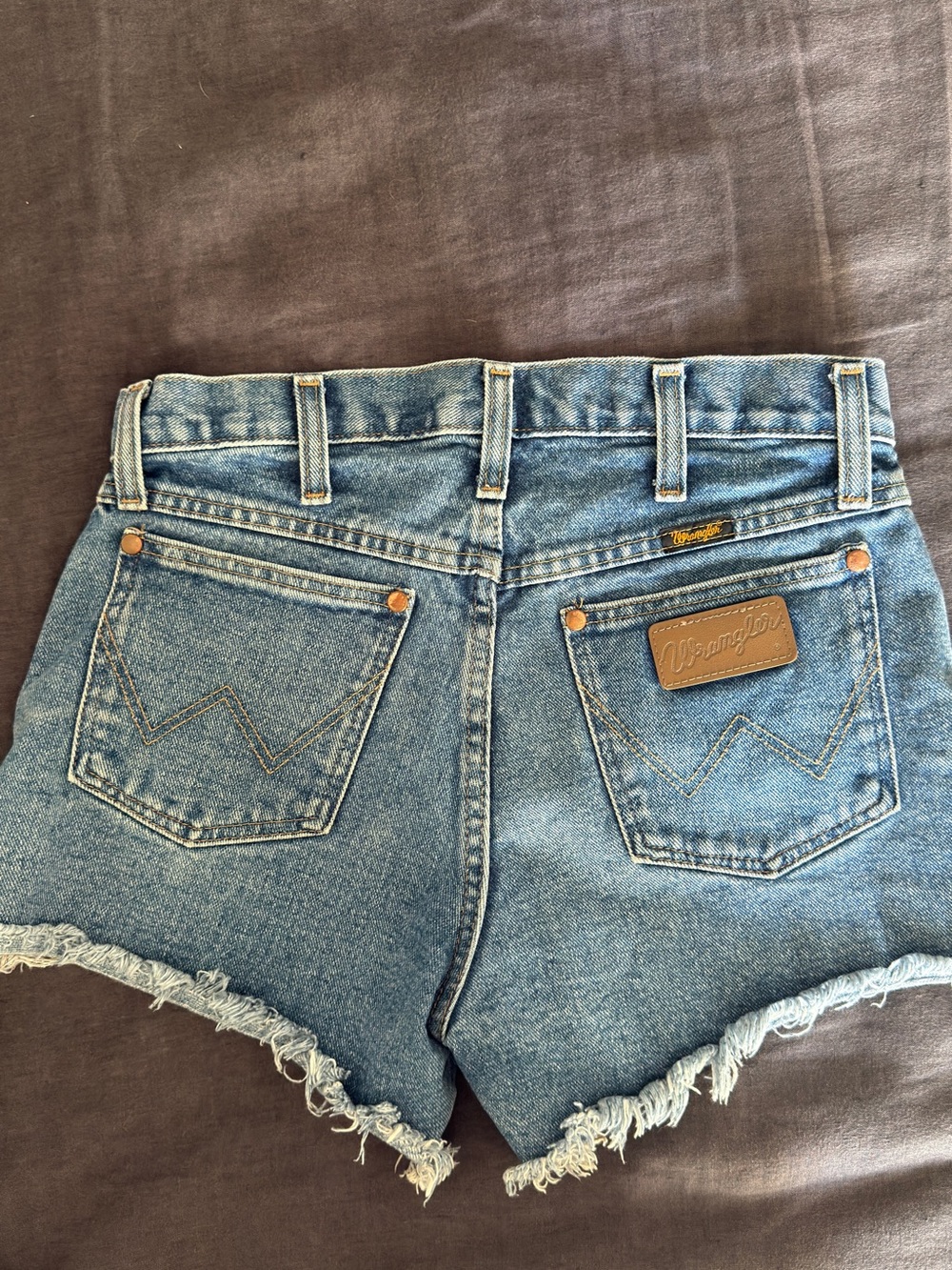 Wrangler High-Rise Western Denim Shorts sz 26